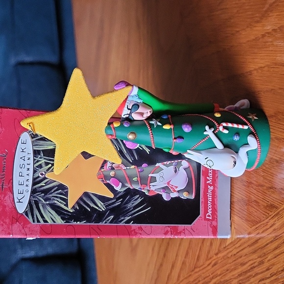 Hallmark "Maxine" 1998 Ornaments - Picture 5 of 8